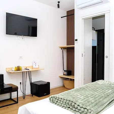 فندق مبيت وإفطار Dolcevita 3*